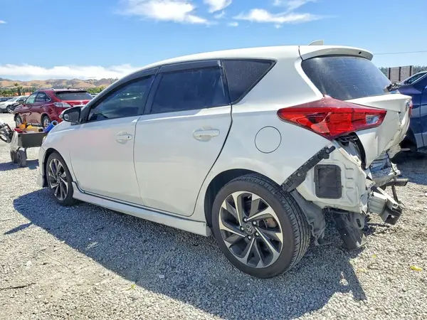JTNKARJE4HJ531188 2017 TOYOTA COROLLA - Image 2