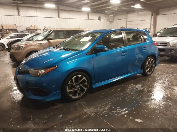 JTNKARJE4HJ531692 2017 TOYOTA COROLLA - Image 2