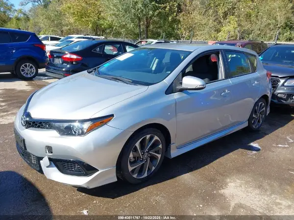 JTNKARJE4HJ540375 2017 TOYOTA COROLLA - Image 2