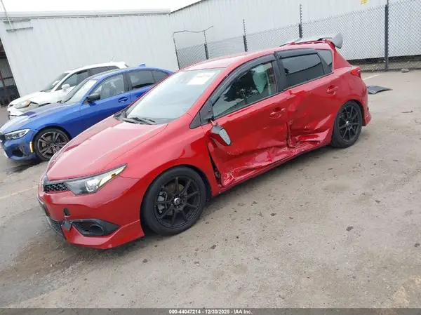 JTNKARJE4HJ547181 2017 TOYOTA COROLLA - Image 2