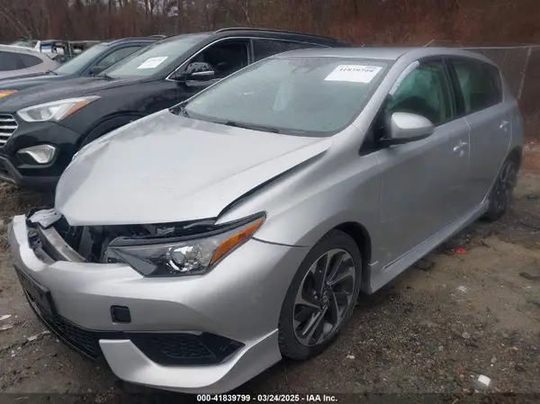 JTNKARJE4HJ547617 2017 TOYOTA COROLLA - Image 2