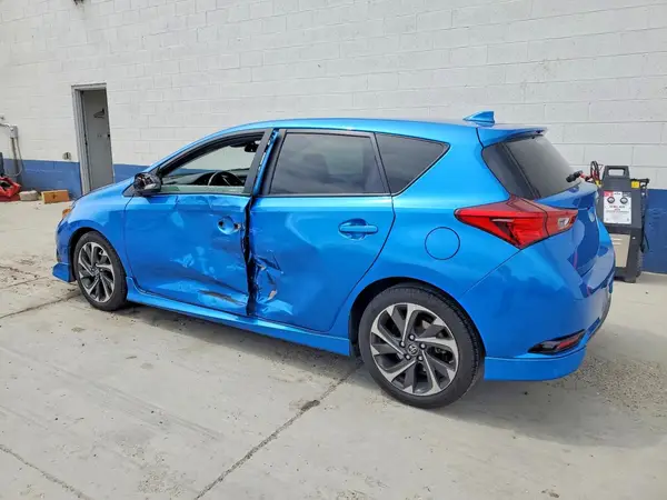 JTNKARJE4JJ552872 2018 TOYOTA COROLLA - Image 2
