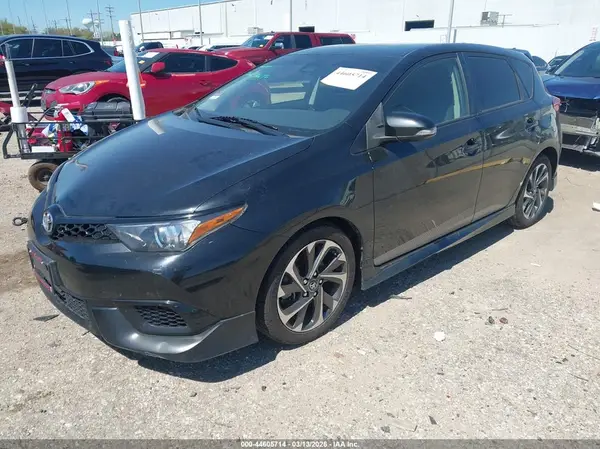 JTNKARJE4JJ554508 2018 TOYOTA COROLLA - Image 2