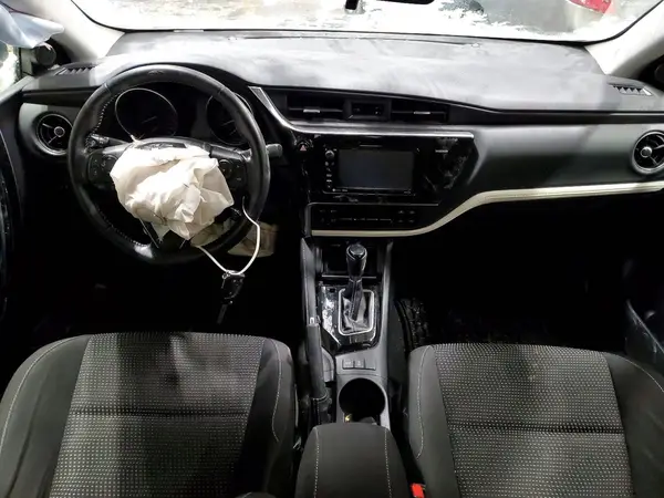 JTNKARJE4JJ556131 2018 TOYOTA COROLLA - Image 8