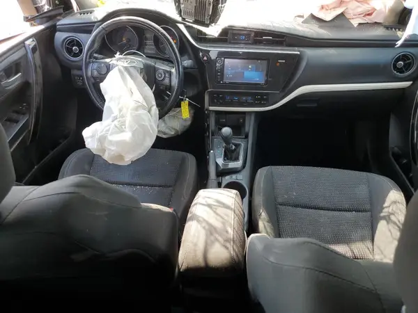 JTNKARJE4JJ559093 2018 TOYOTA COROLLA - Image 8