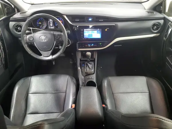 JTNKARJE4JJ560261 2018 TOYOTA COROLLA - Image 8