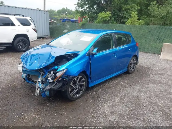 JTNKARJE4JJ560468 2018 TOYOTA COROLLA - Image 2