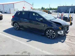JTNKARJE4JJ561832 2018 TOYOTA COROLLA