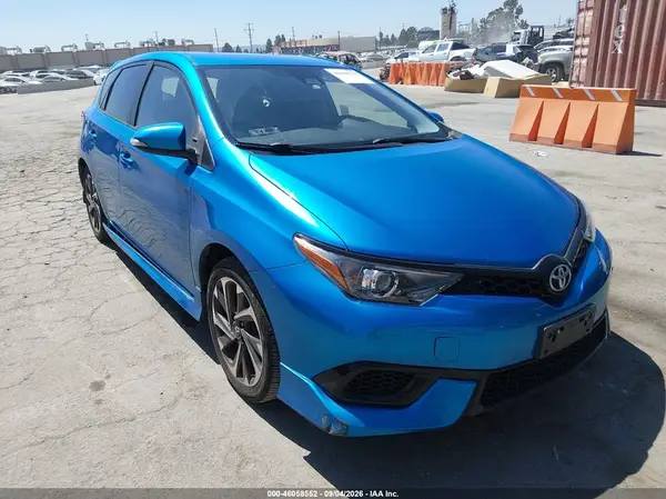 JTNKARJE4JJ564665 2018 TOYOTA COROLLA - Image 1