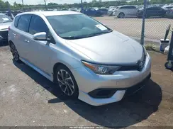JTNKARJE4JJ564715 2018 TOYOTA COROLLA
