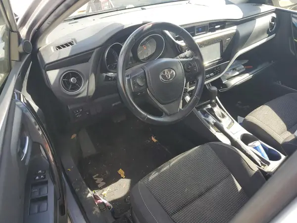 JTNKARJE4JJ565251 2018 TOYOTA COROLLA - Image 8