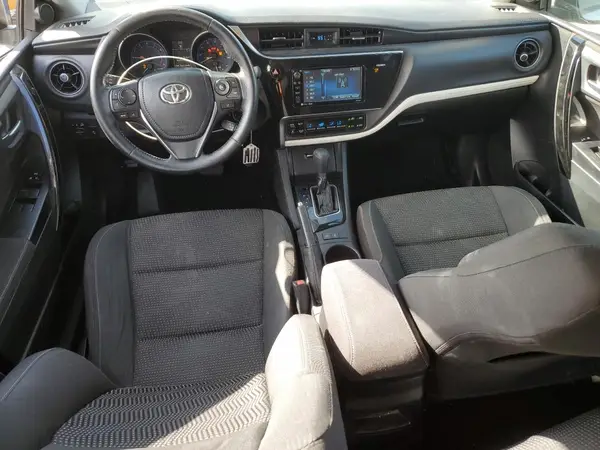 JTNKARJE4JJ566173 2018 TOYOTA COROLLA - Image 8