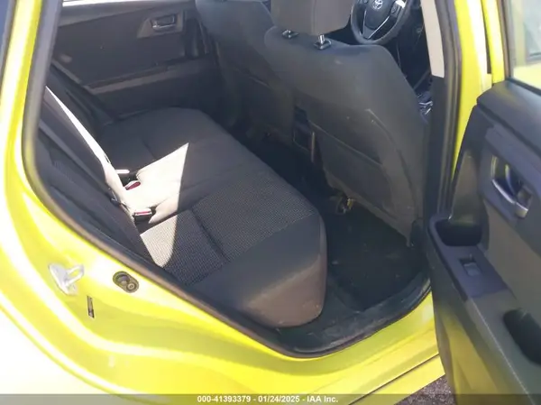 JTNKARJE4JJ573236 2018 TOYOTA COROLLA - Image 8