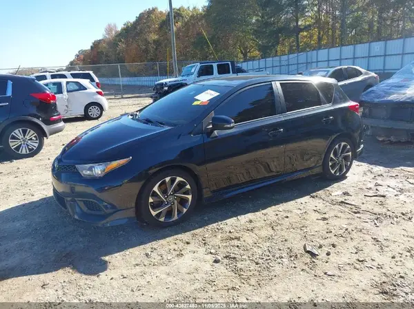 JTNKARJE5HJ526033 2017 TOYOTA COROLLA - Image 2