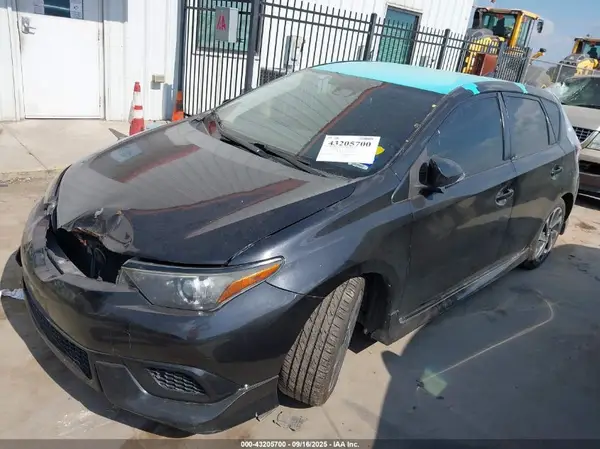 JTNKARJE5HJ526078 2017 TOYOTA COROLLA - Image 2