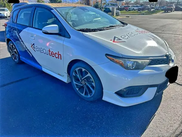 JTNKARJE5HJ527599 2017 TOYOTA COROLLA - Image 1