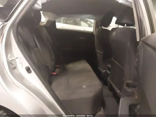 JTNKARJE5HJ529658 2017 TOYOTA COROLLA - Image 8
