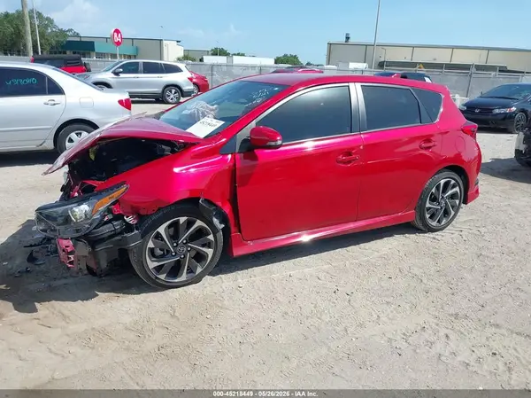JTNKARJE5HJ533368 2017 TOYOTA COROLLA - Image 2