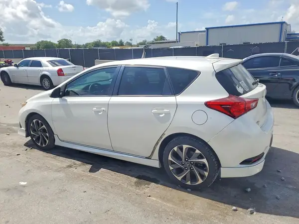 JTNKARJE5HJ537999 2017 TOYOTA COROLLA - Image 2