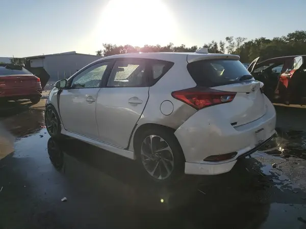 JTNKARJE5HJ543415 2017 TOYOTA COROLLA - Image 2