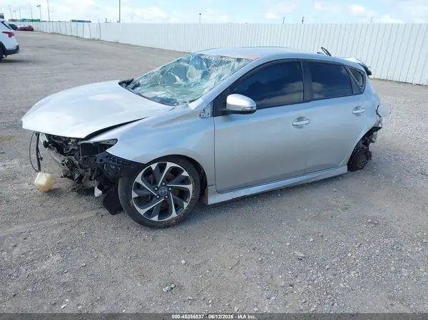 JTNKARJE5HJ545276 2017 TOYOTA COROLLA - Image 2