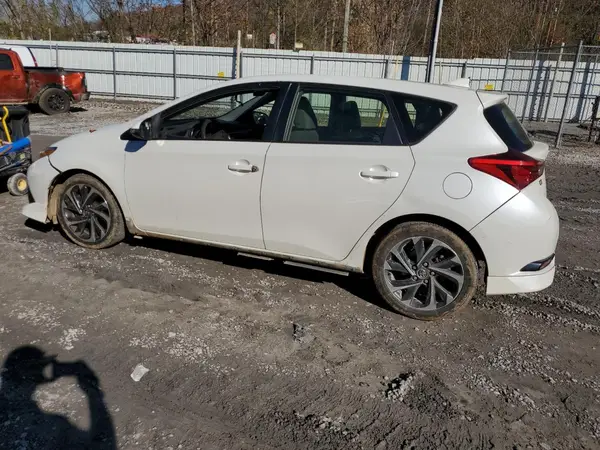 JTNKARJE5HJ546900 2017 TOYOTA COROLLA - Image 2