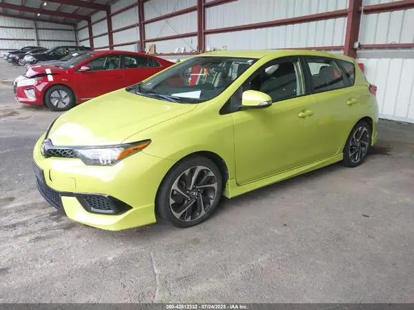 JTNKARJE5HJ548887 2017 TOYOTA COROLLA - Image 2