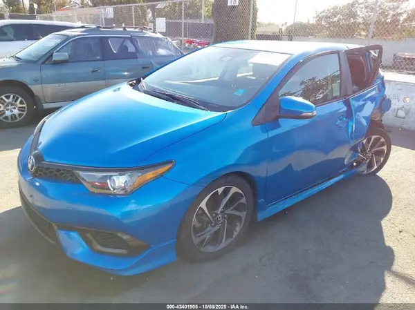 JTNKARJE5HJ552115 2017 TOYOTA COROLLA - Image 2