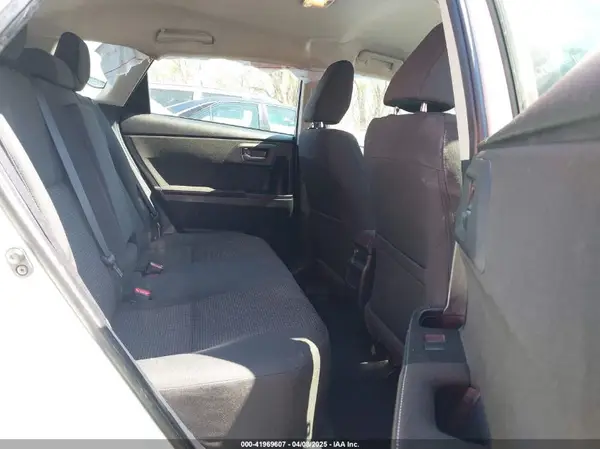 JTNKARJE5JJ553660 2018 TOYOTA COROLLA - Image 8