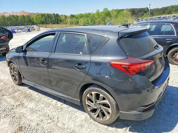 JTNKARJE5JJ556414 2018 TOYOTA COROLLA - Image 2