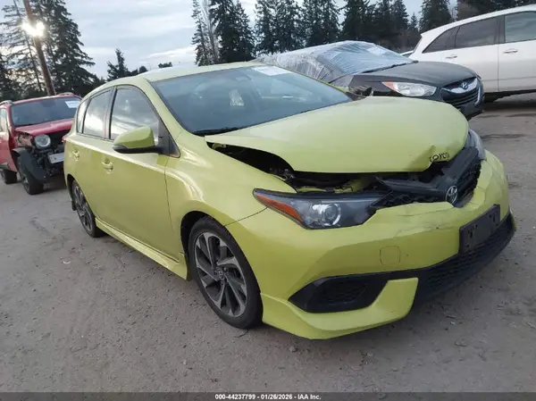 JTNKARJE5JJ556591 2018 TOYOTA COROLLA - Image 1