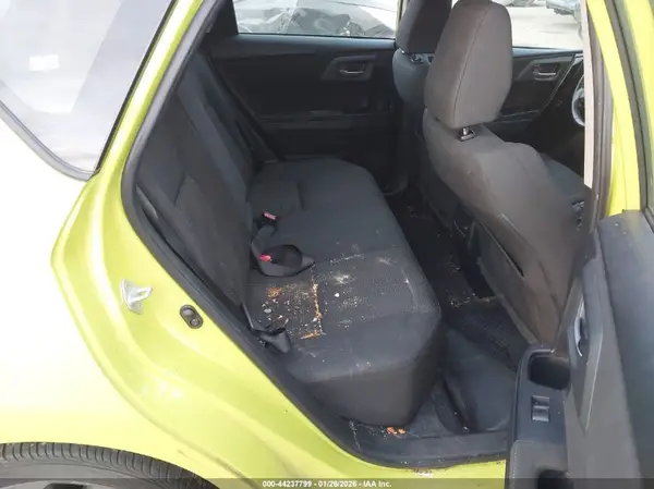 JTNKARJE5JJ556591 2018 TOYOTA COROLLA - Image 8