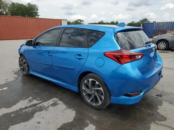 JTNKARJE5JJ561970 2018 TOYOTA COROLLA - Image 2
