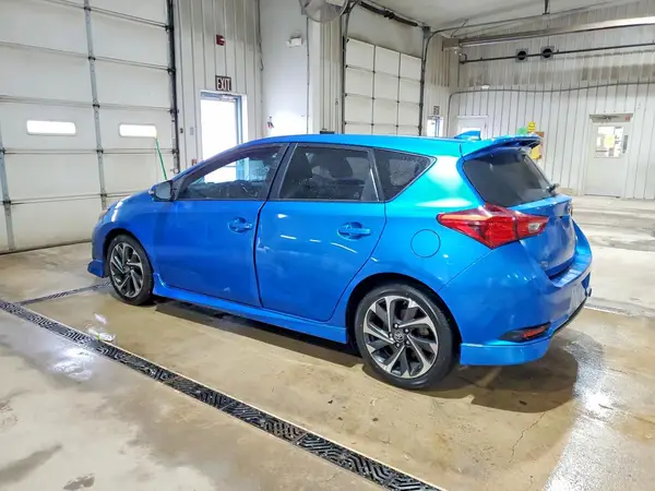 JTNKARJE5JJ562486 2018 TOYOTA COROLLA - Image 2