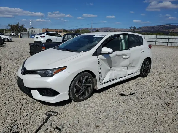 JTNKARJE5JJ565520 2018 TOYOTA COROLLA - Image 1