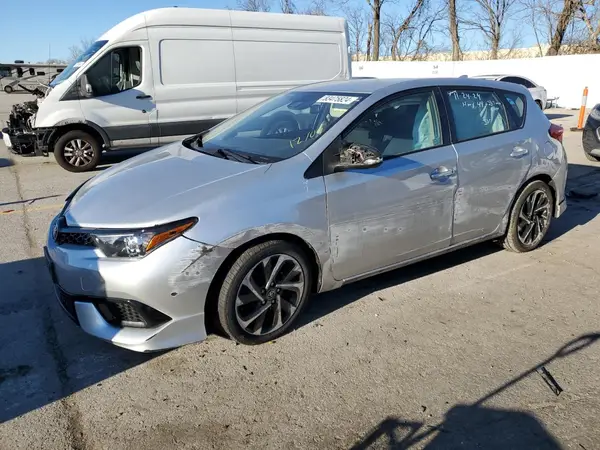 JTNKARJE5JJ568627 2018 TOYOTA COROLLA - Image 1