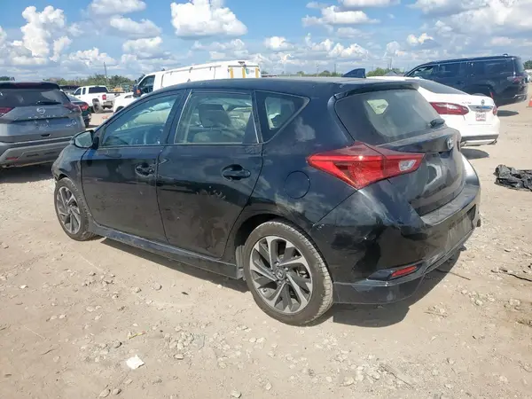 JTNKARJE5JJ570104 2018 TOYOTA COROLLA - Image 2