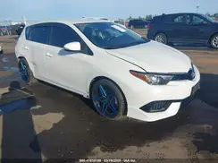 JTNKARJE5JJ570832 2018 TOYOTA COROLLA