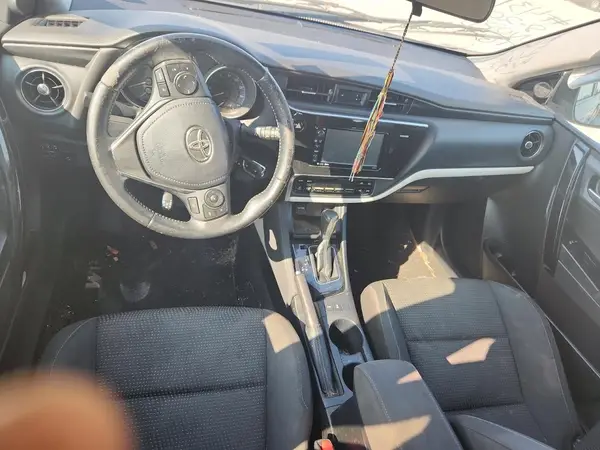 JTNKARJE5JJ571740 2018 TOYOTA COROLLA - Image 8