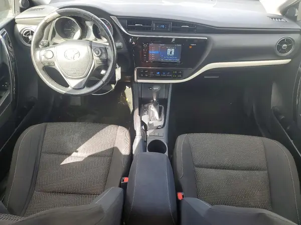 JTNKARJE5JJ571799 2018 TOYOTA COROLLA - Image 8