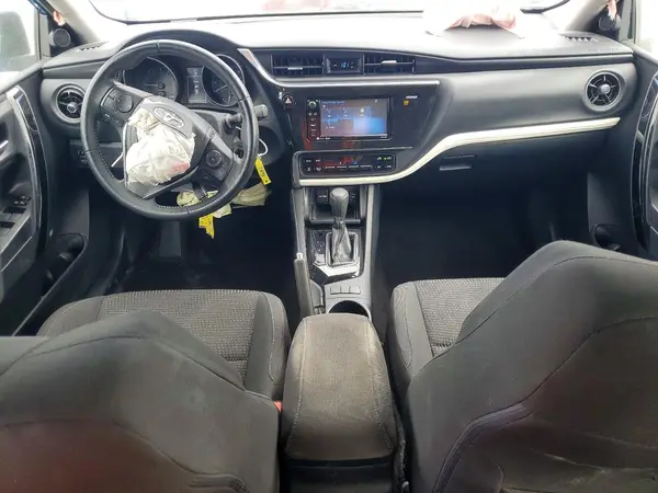 JTNKARJE5JJ573455 2018 TOYOTA COROLLA - Image 8