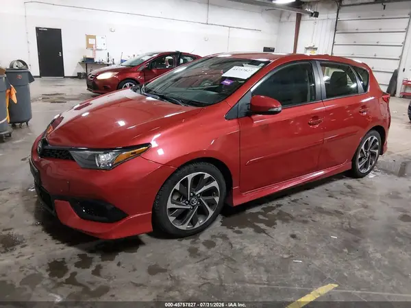JTNKARJE5JJ574900 2018 TOYOTA COROLLA - Image 2