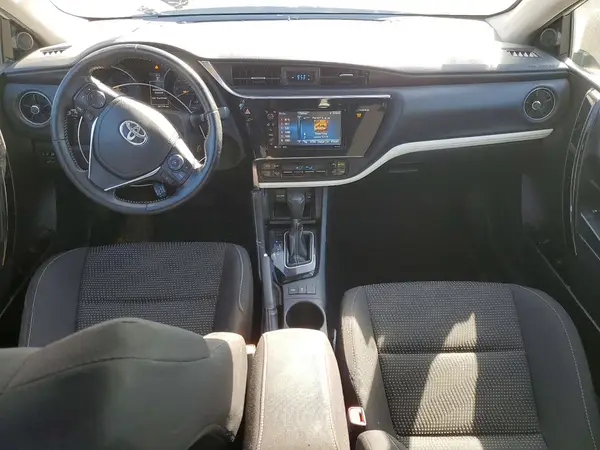 JTNKARJE5JJ576193 2018 TOYOTA COROLLA - Image 8