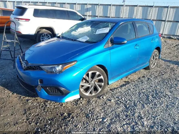 JTNKARJE6HJ525165 2017 TOYOTA COROLLA - Image 2