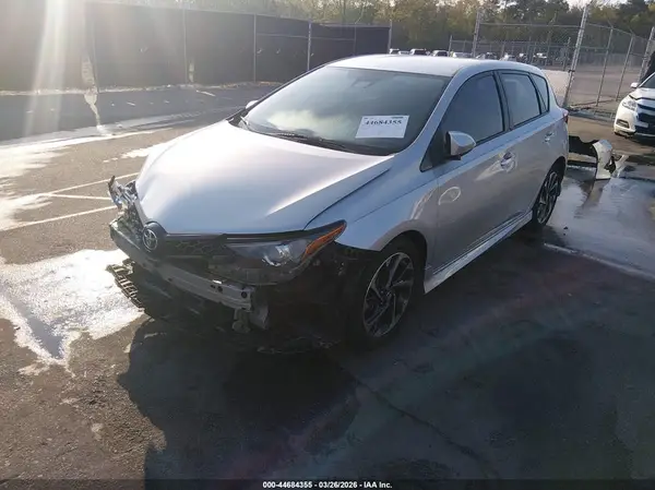 JTNKARJE6HJ527868 2017 TOYOTA COROLLA - Image 2