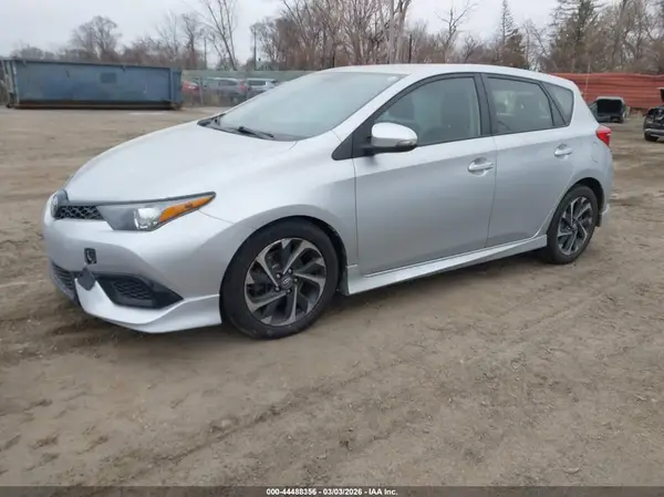 JTNKARJE6HJ535212 2017 TOYOTA COROLLA - Image 2