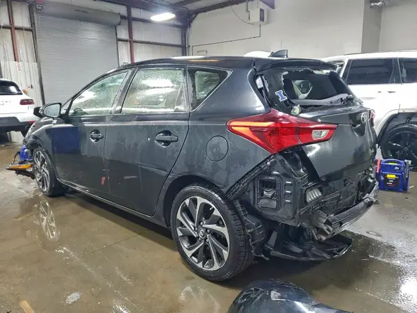 JTNKARJE6HJ540524 2017 TOYOTA COROLLA - Image 2