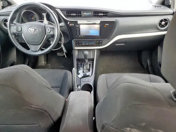 JTNKARJE6JJ555384 2018 TOYOTA COROLLA - Image 8