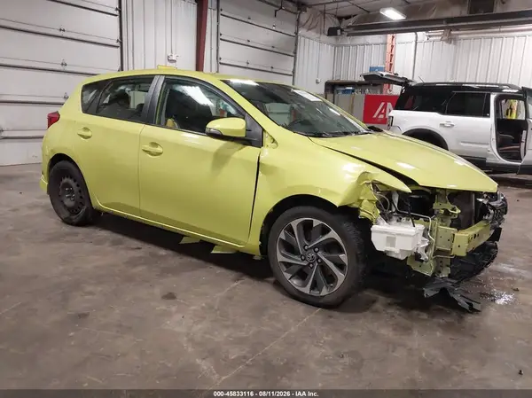 JTNKARJE6JJ558690 2018 TOYOTA COROLLA - Image 1
