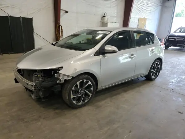 JTNKARJE6JJ564697 2018 TOYOTA COROLLA - Image 1